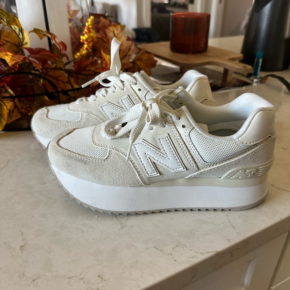 New Balance platform 574